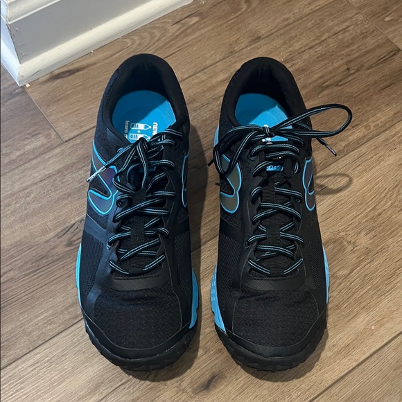 Newton Black and Blue Running Shoes - Picture 3 of 10